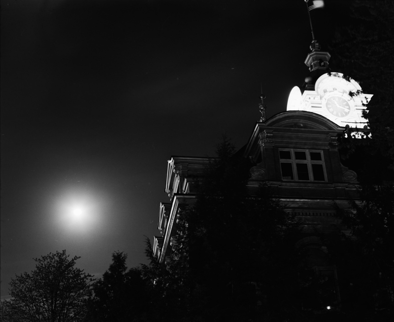 Supermoon and Courthouse