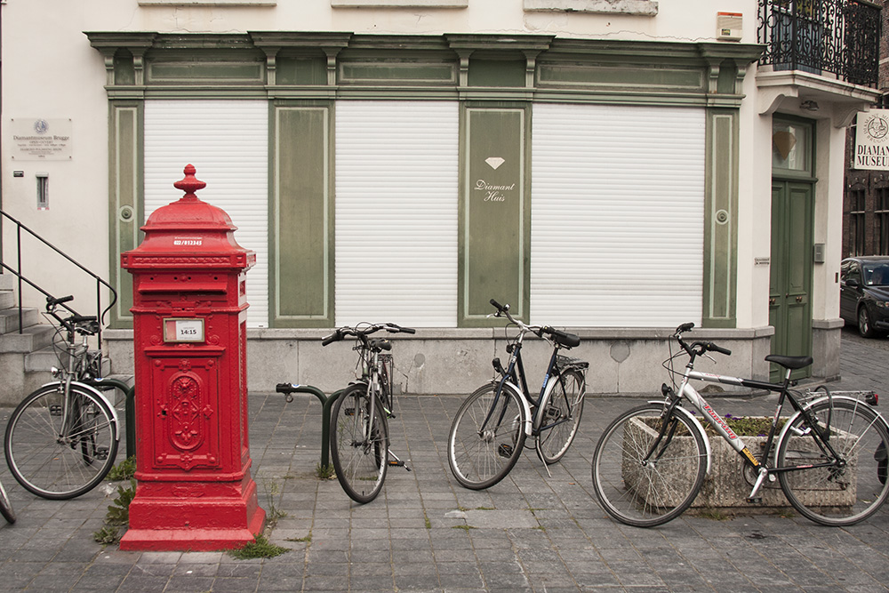 Bruges Mailbox